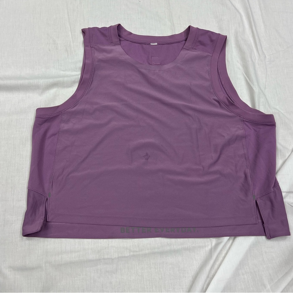 LULU LEMON crop workout shirt